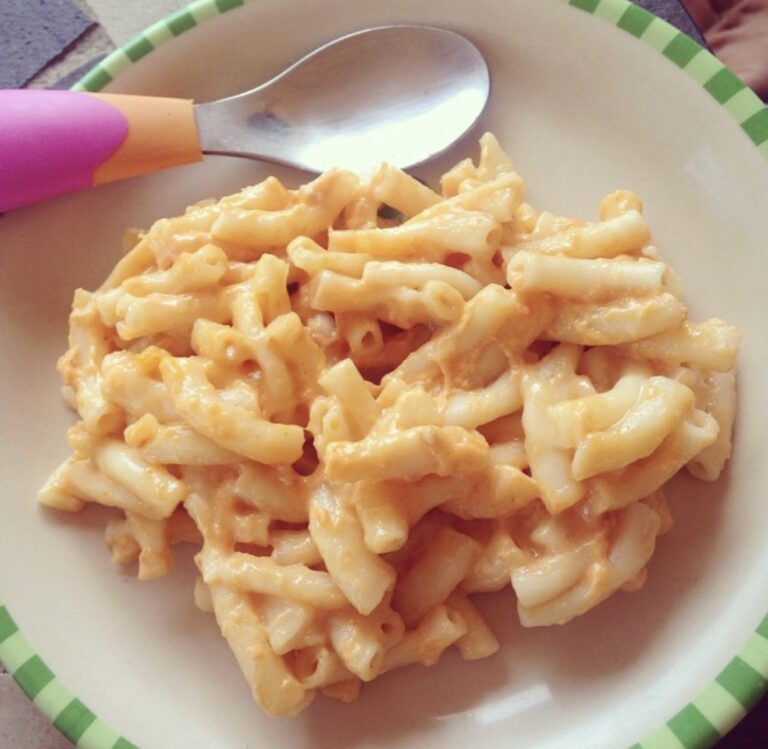 Nana’s Easy Homemade Mac N Cheese